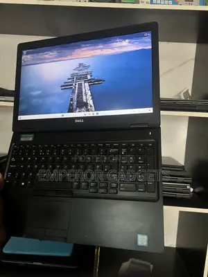 Laptop Dell Latitude E5570 8GB Intel Core i5 SSD 128GB