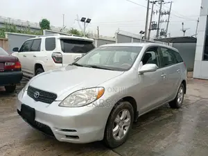 Toyota Matrix 2004 Silver