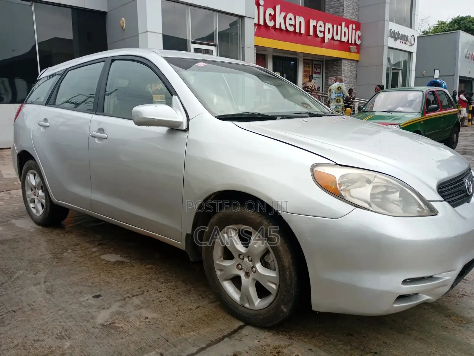 Toyota Matrix 2004 Silver