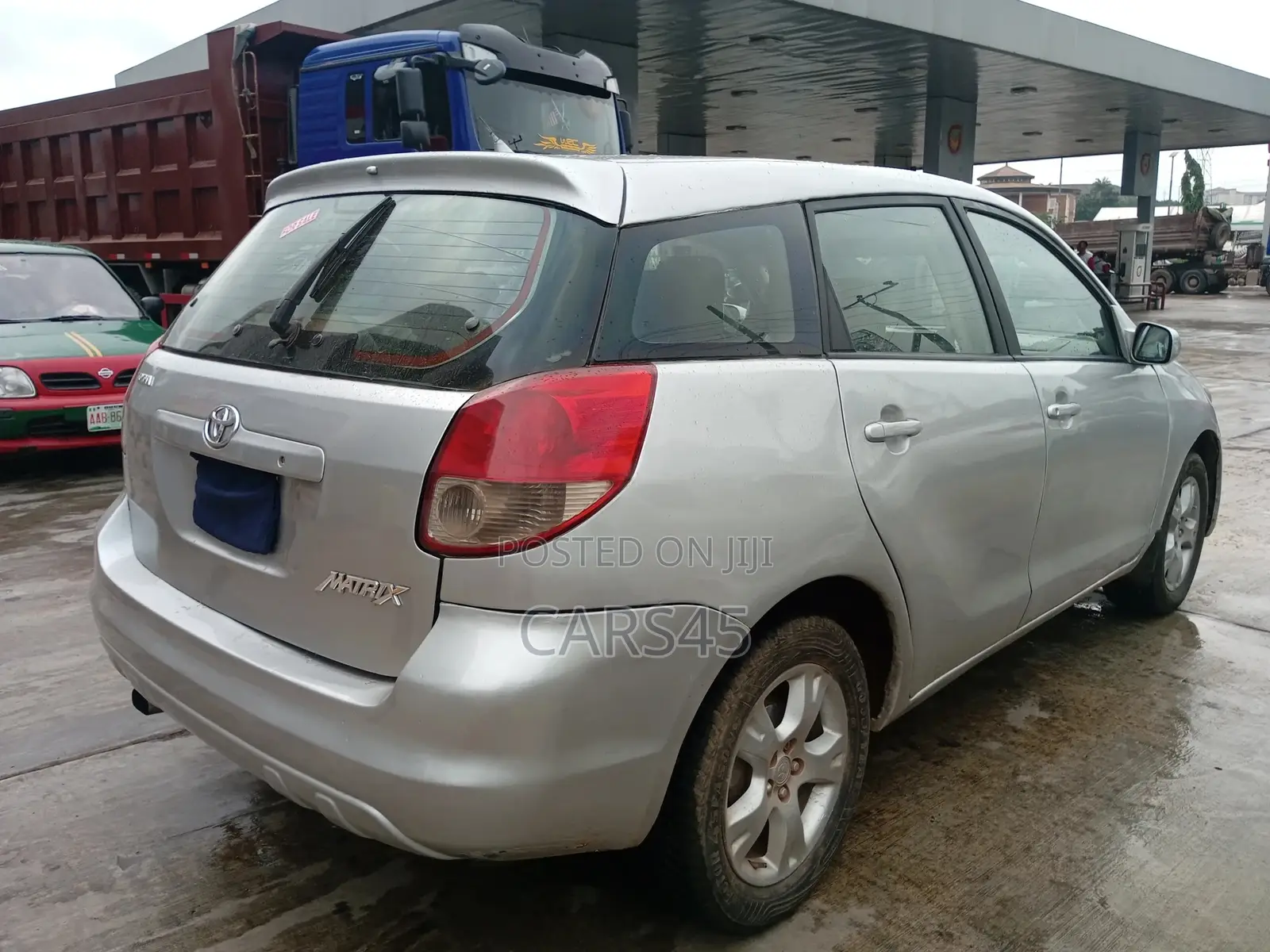 Toyota Matrix 2004 Silver