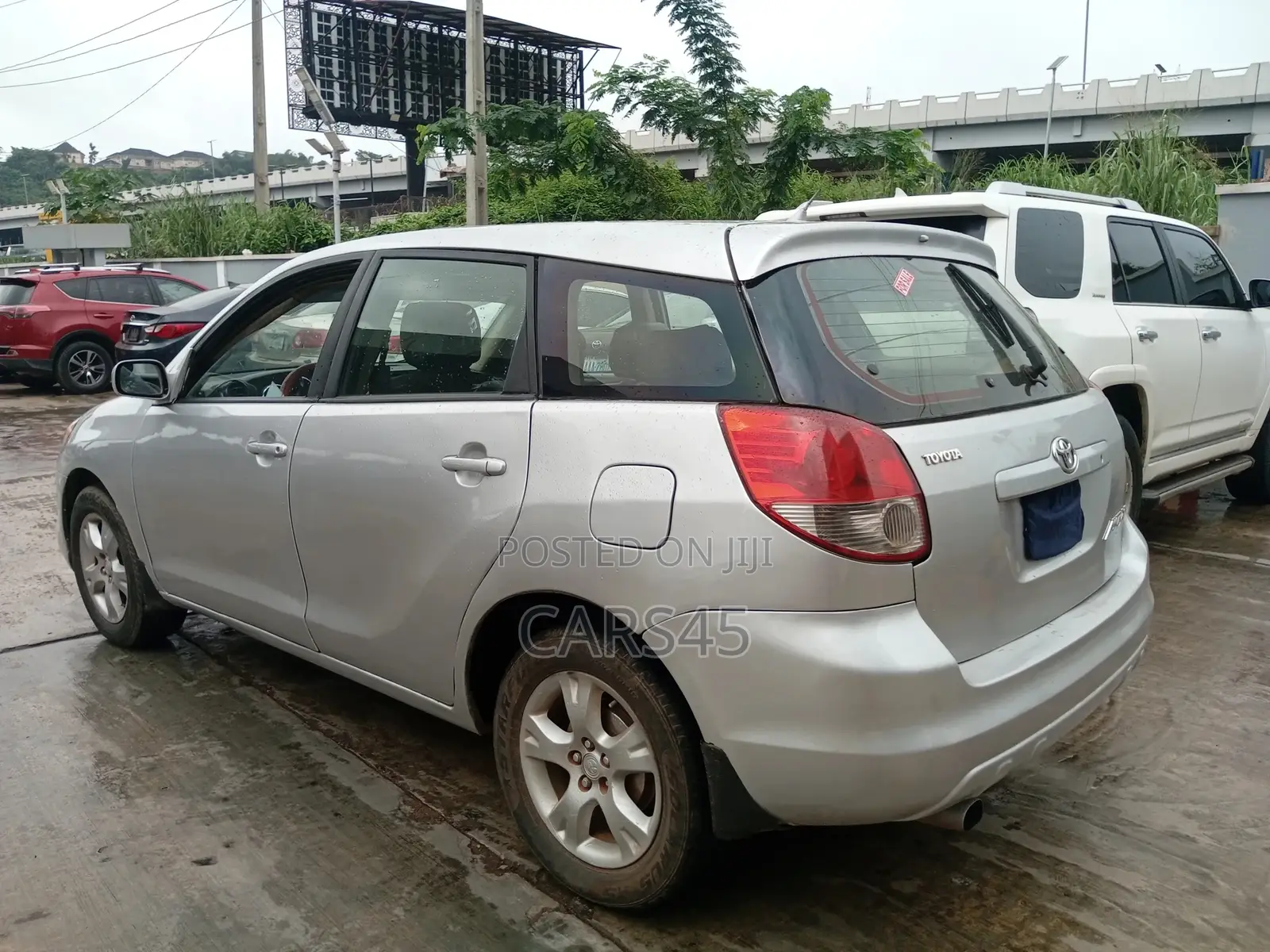 Toyota Matrix 2004 Silver