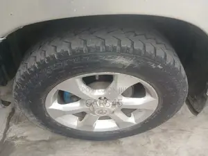 Toyota RAV4 2010 Silver