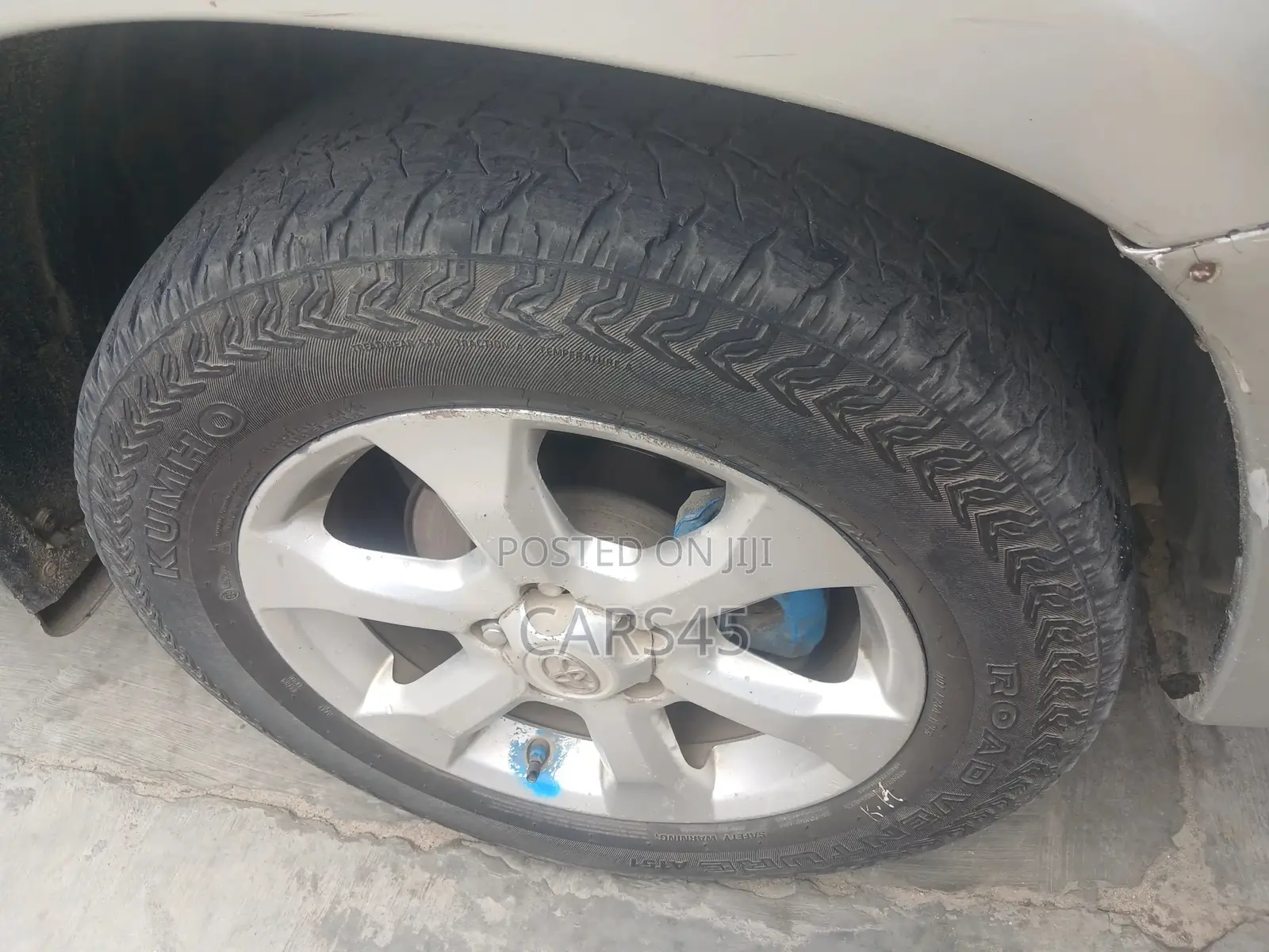 Toyota RAV4 2010 Silver