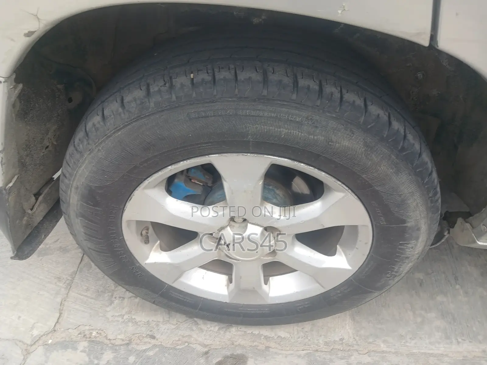 Toyota RAV4 2010 Silver