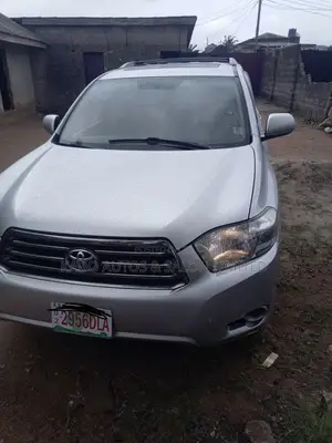 Toyota Highlander 2010 Silver