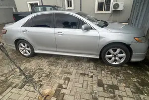 Toyota Camry SE V6 4dr Sedan (3.5L 6cyl 6AM) 2007 Silver