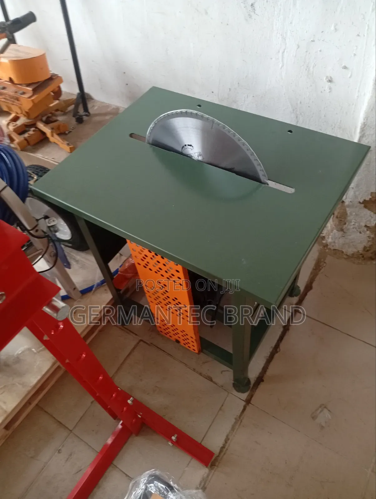 Table Saw Machine