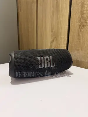 Used JBL Charge 5