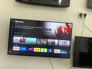Bush 40 Inches Frameless Smart TV With Free Netflix Acct Mirroring Cas