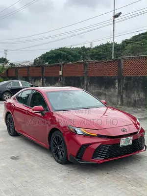 Toyota Camry SE 2025 Red
