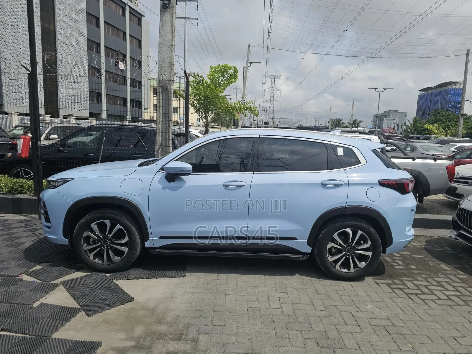 Exeed LX 2023 Blue