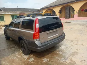 Volvo XC70 2.5T A AWD 2004 Gold