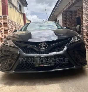 Toyota Camry 2022 Black