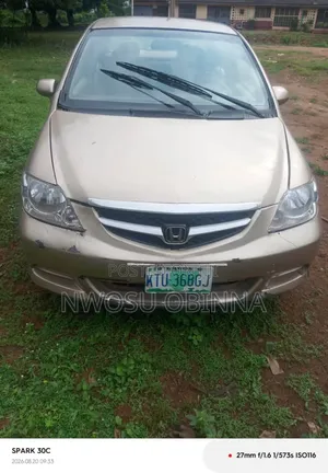 Well Maintained Honda City With Tokunbo Engine Manual