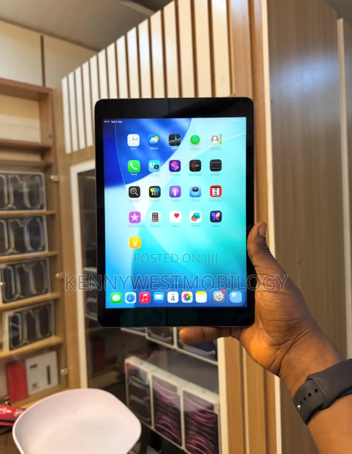 Apple iPad 10.2 (2021) 64 GB Black