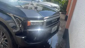 Toyota Land Cruiser Prado 2.7 2025 Black