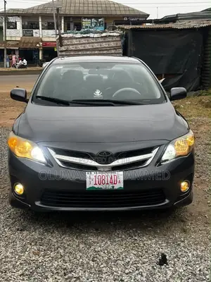 Toyota Corolla 2013 Gray
