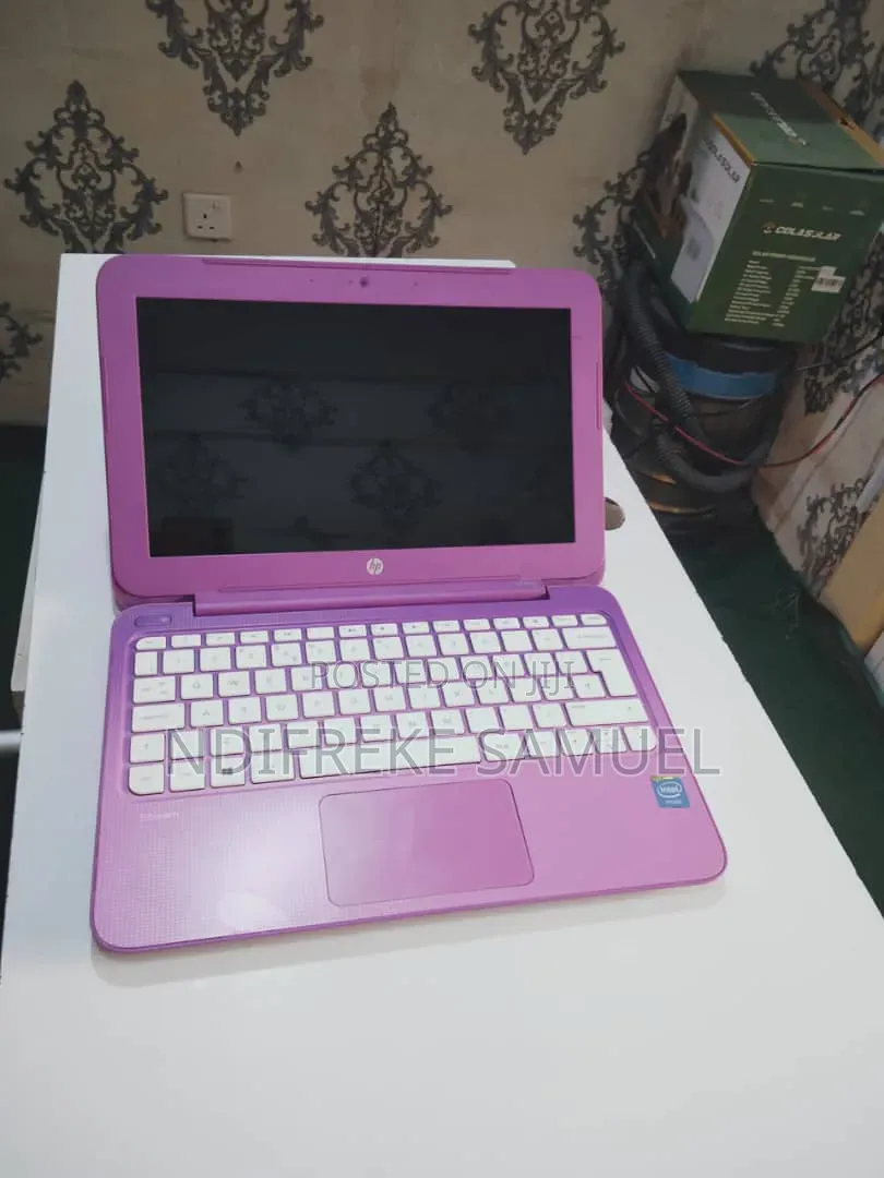 Laptop HP Stream 11 2GB Intel Pentium SSD 32GB