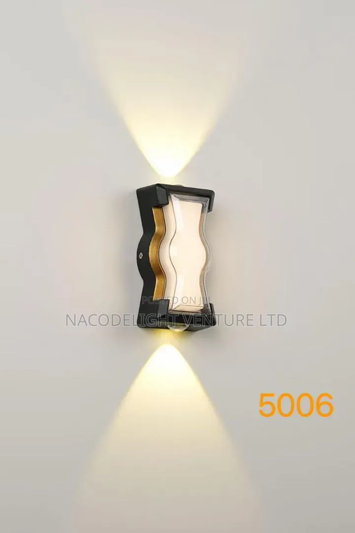 Led Up and Down Wall Light
