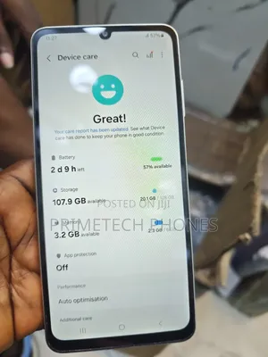 Samsung Galaxy A06 128 GB Gold