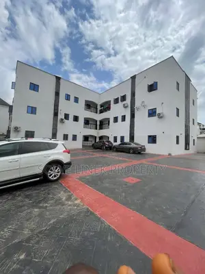 3bdrm Block of Flats in Durumi for rent