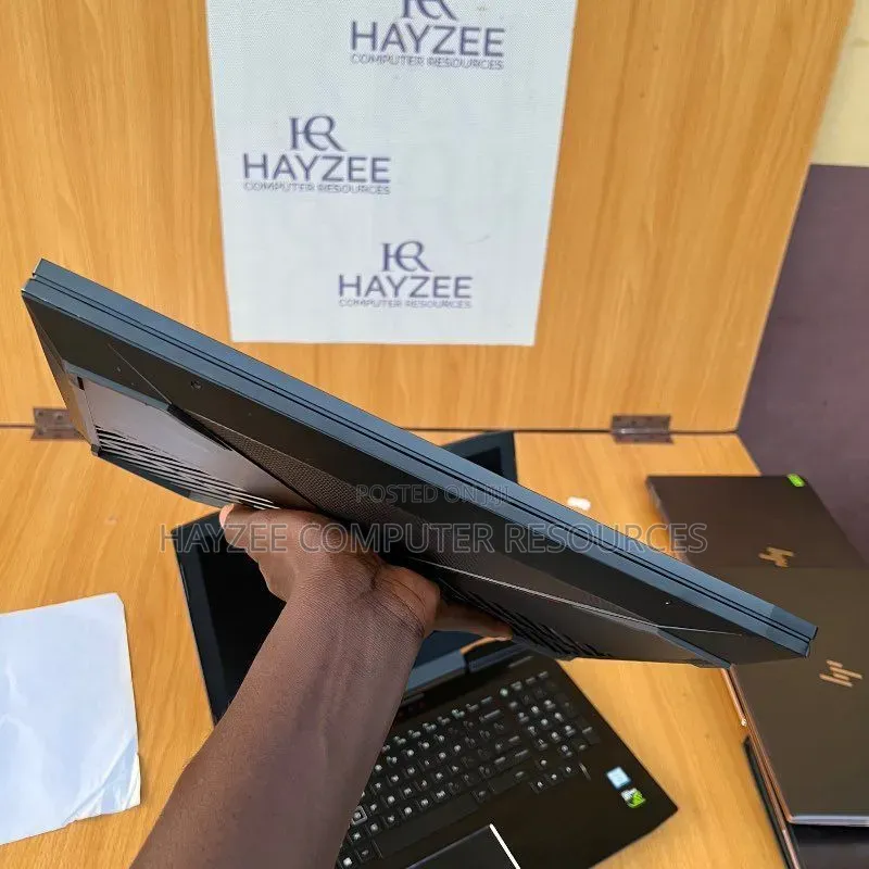 Laptop HP Omen 15 16GB Intel Core i7 SSD 512GB