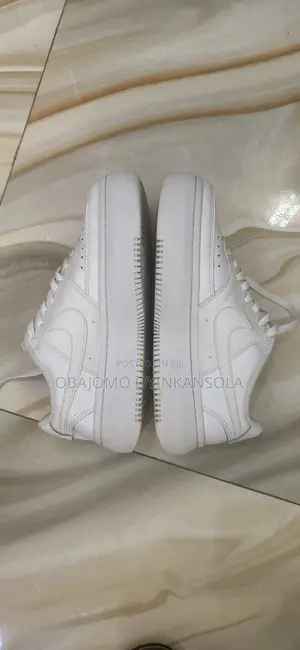 Nike Sneaker