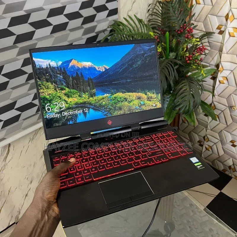 Laptop HP Omen 15 16GB Intel Core i7 SSD 512GB