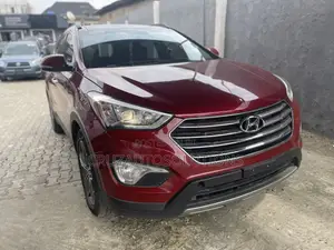 Hyundai Santa Fe 2014 Red