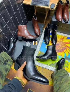 Heels Chelsea Boot 