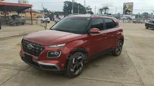 Hyundai Venue 2020 Orange