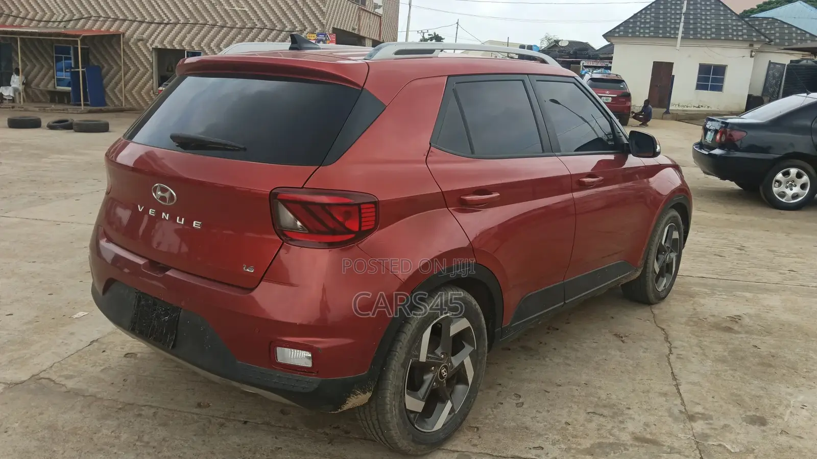 Hyundai Venue 2020 Orange