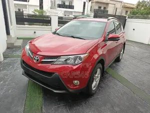 Toyota RAV4 2014 Red
