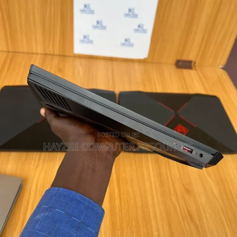 Laptop HP Omen 15 16GB Intel Core i7 SSD 512GB