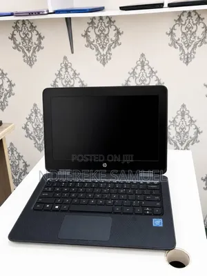 Laptop Dell Latitude 7400 4GB Intel Core i3 SSD 72GB