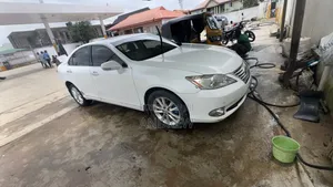 Lexus ES 350 2011 White