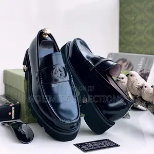 Gucci Men's Leather Loafers With Chunky Black Soles