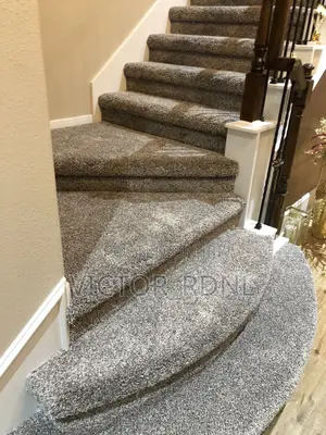 High Fluffy Wall to Wall Rug