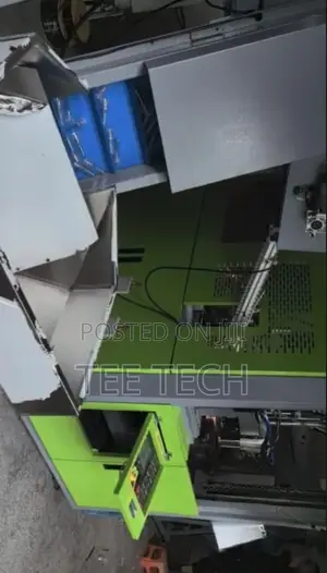 Pet Blowing Machine 3 Cavities Automatic Pet Blower Machine