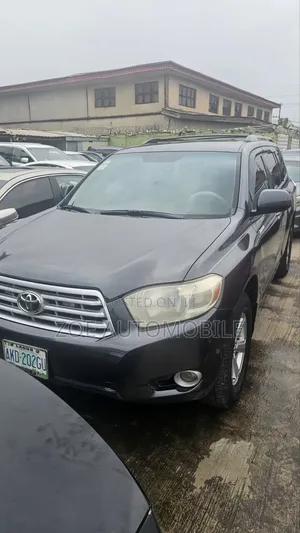 Toyota Highlander 2011 Gray
