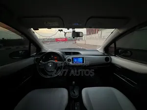 Toyota Yaris 2014 Silver