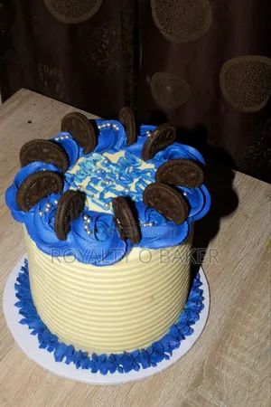7 Inches 2 Layer Birthday Cake
