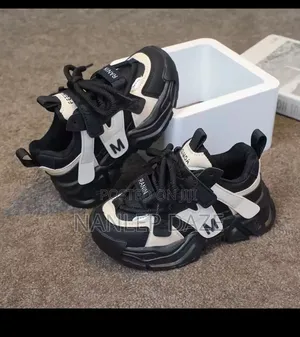 Unisex Sneakers