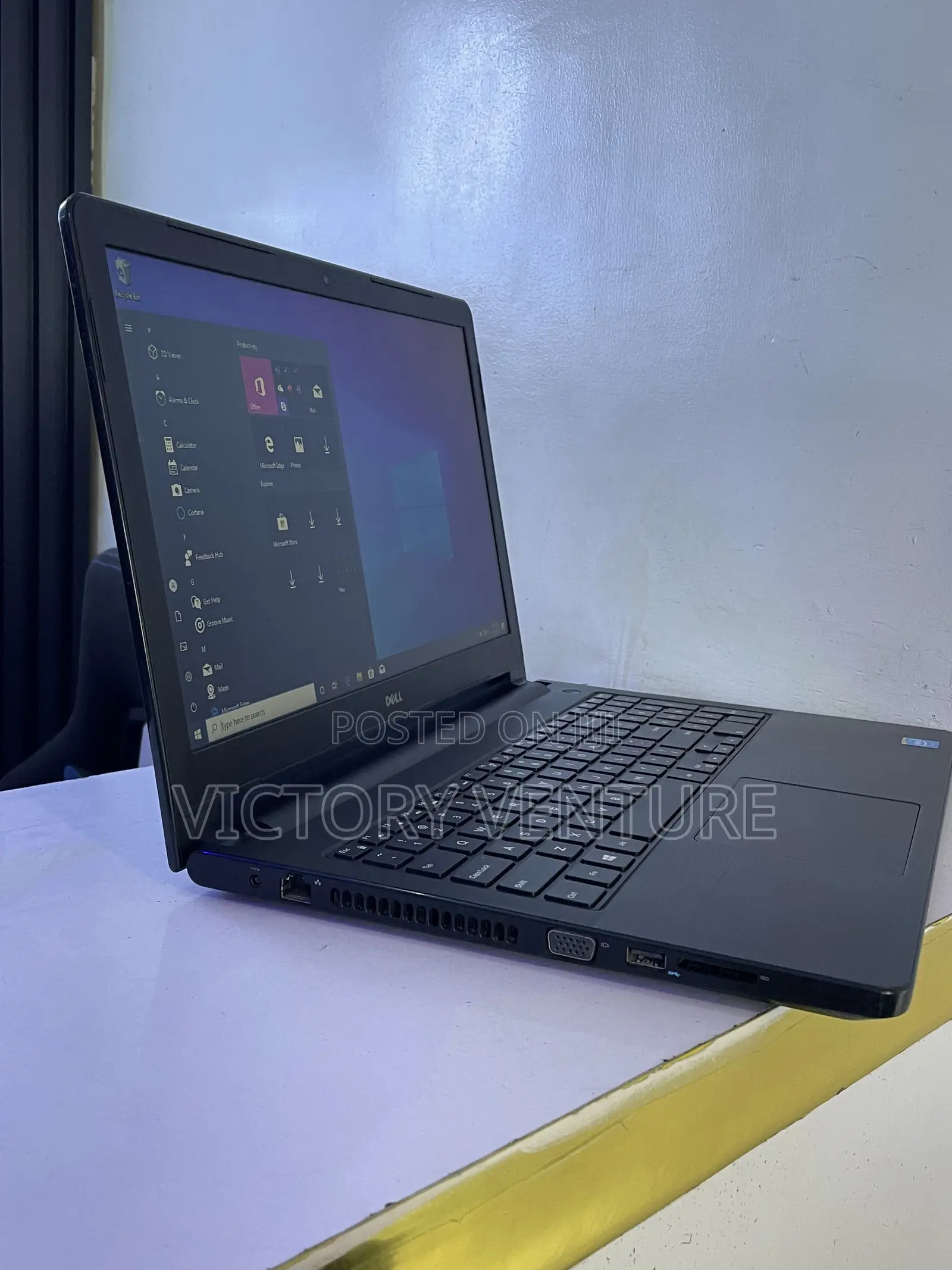 Laptop Dell Vostro 3558 8GB Intel Celeron HDD 320GB