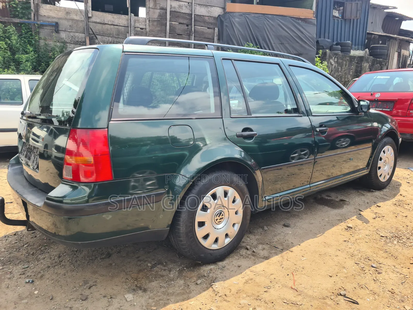 Volkswagen Golf 2002 Green