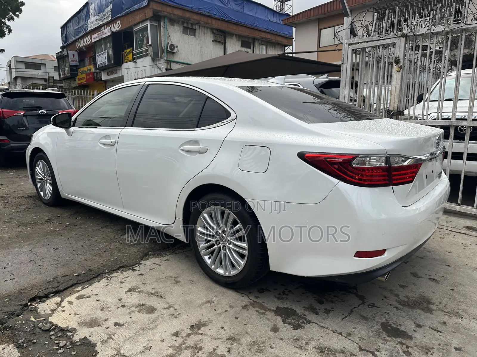 Lexus ES 2015 White