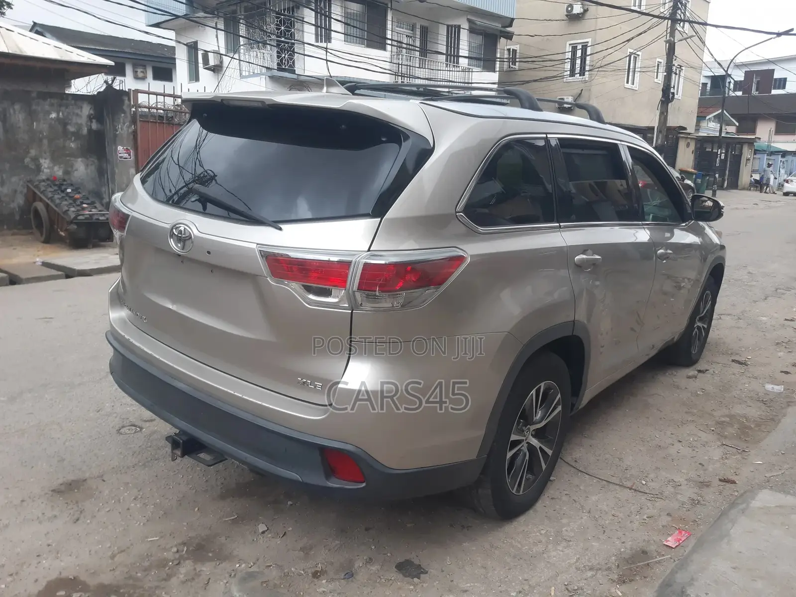 Toyota Highlander 2016 Gold