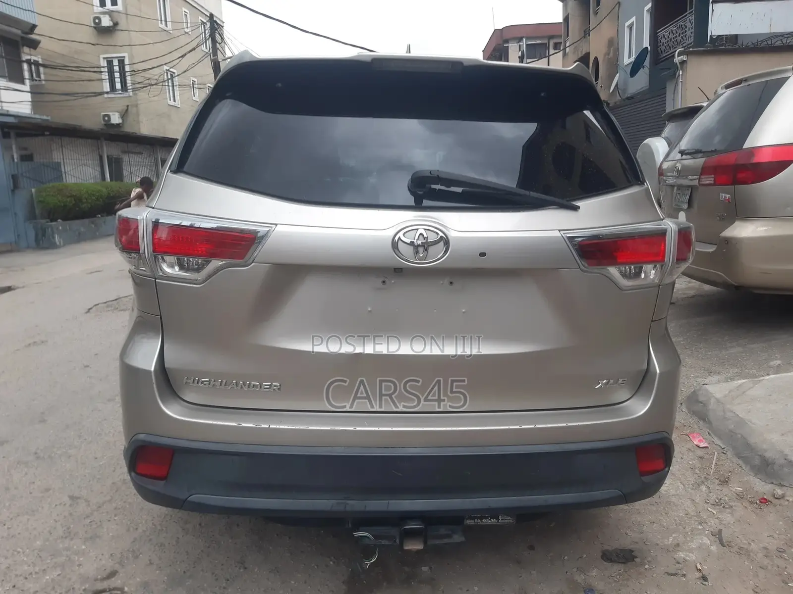 Toyota Highlander 2016 Gold