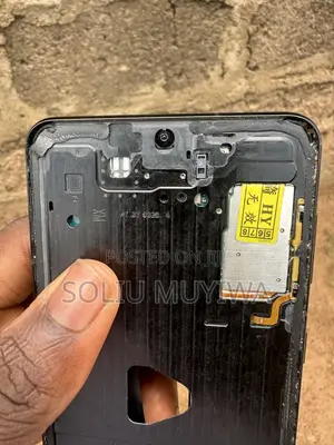 S21+ Camera Front and Back