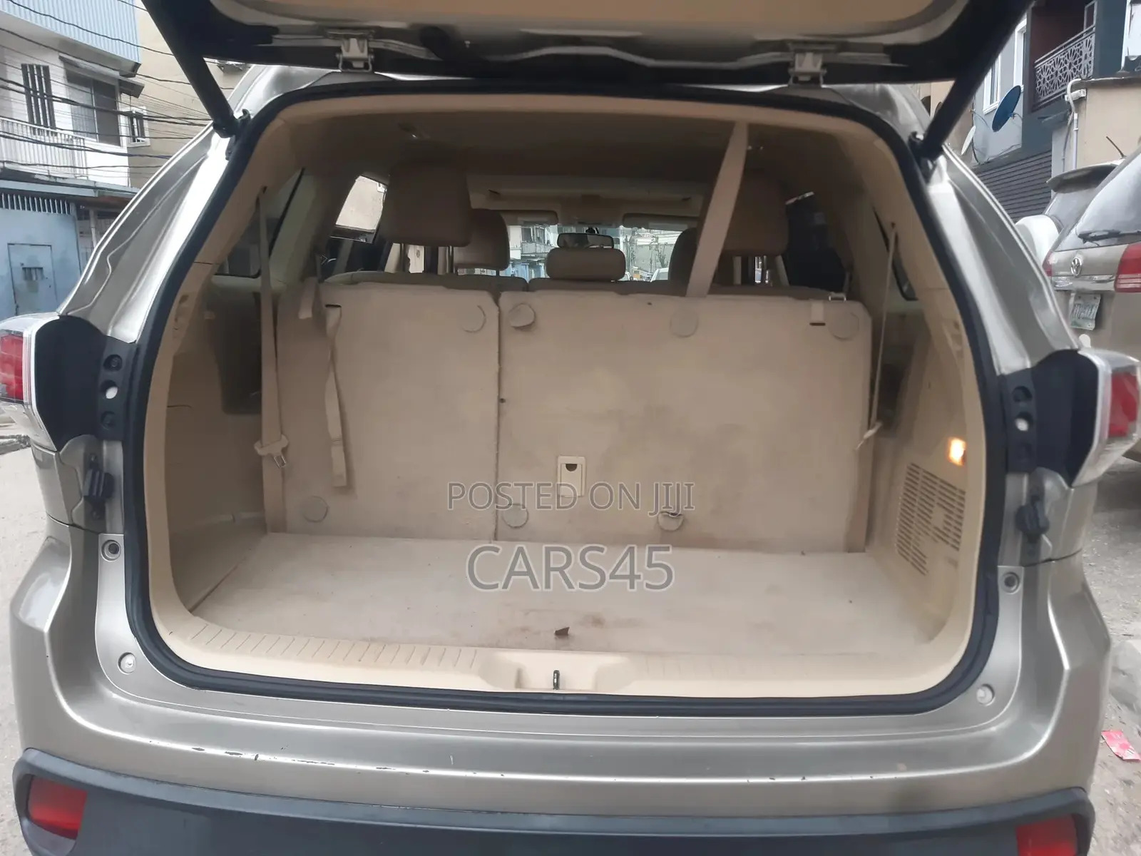 Toyota Highlander 2016 Gold
